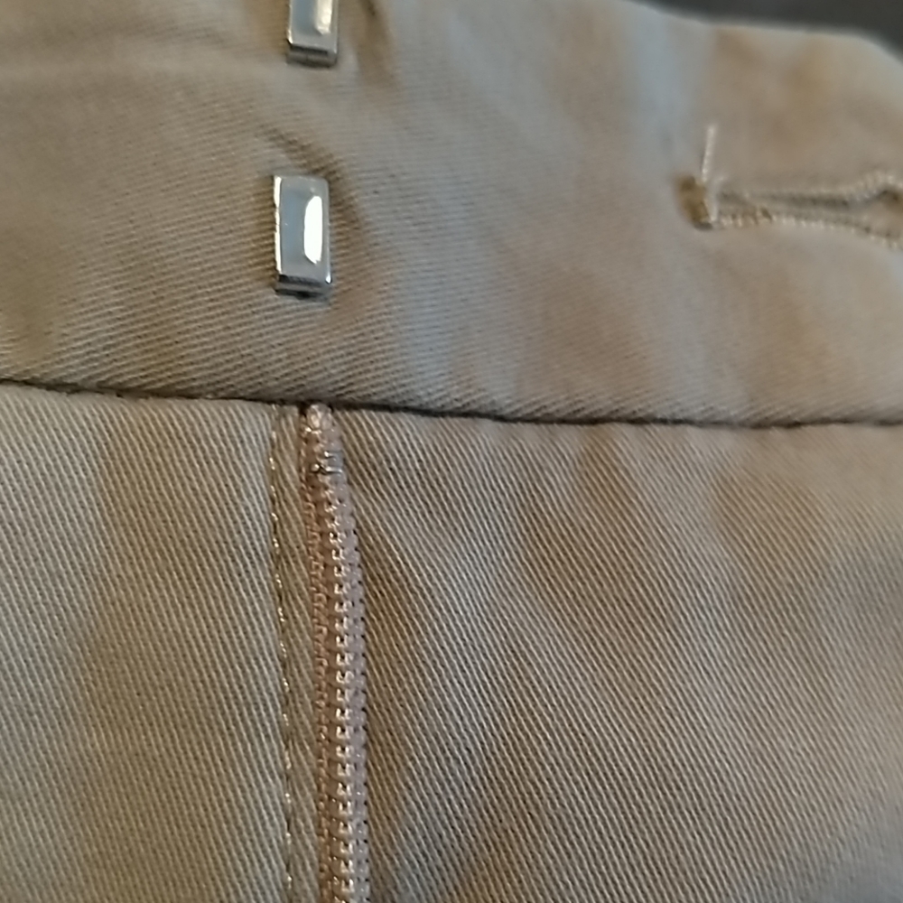 Eddie Bauer Capris - Picture 6 of 6